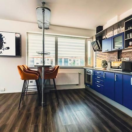 Appartamento Center Pearl 2Br Wifi Easy-Check-In Klaipėda Esterno foto